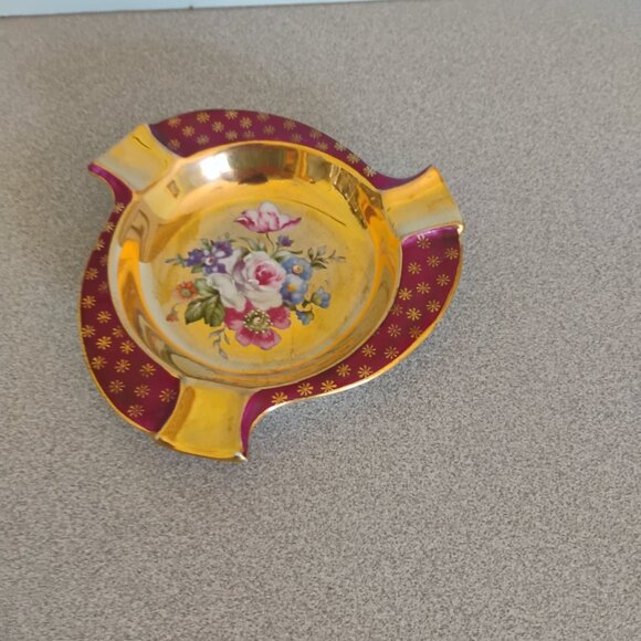 Gout De Ville Limoges Hand Painted Ashtray - Picture 1 of 4